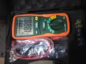 Digital Megohmeter(380260)