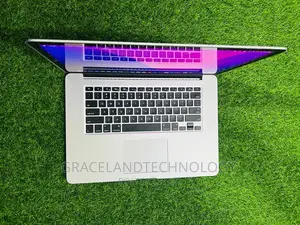 Laptop Apple MacBook Pro 2015 16GB Intel Core i7 SSD 512GB