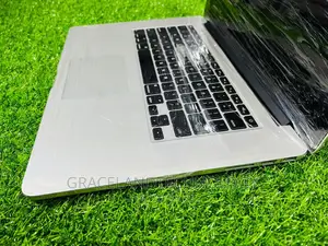 Laptop Apple MacBook Pro 2013 8GB Intel Core i7 SSD 256GB