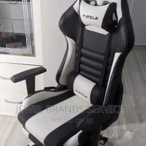 Gaming Chair With Footrest