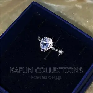 18karat White Gold Plated Proposal/Engagement Ring