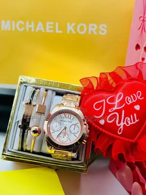 Gift Michael Kors Complete Set as Seen
