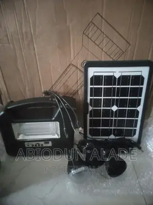 Cclamp 10000mah Multifunctional Solar Lighting W Bluetooth