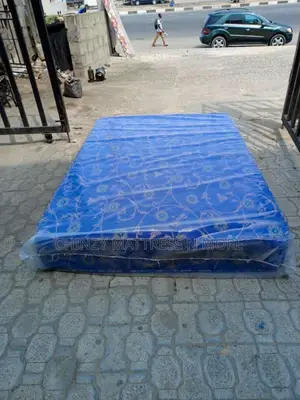 4 .5 by 8inches Thickness Vita Grand Mattress