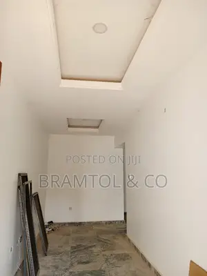 4bdrm Townhouse / Terrace in Guzape District for rent