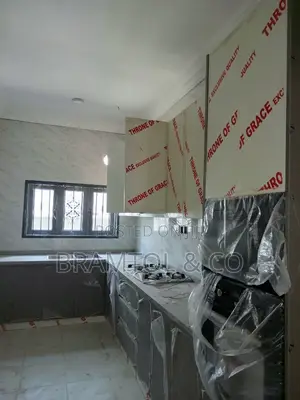 4bdrm Townhouse / Terrace in Guzape District for rent