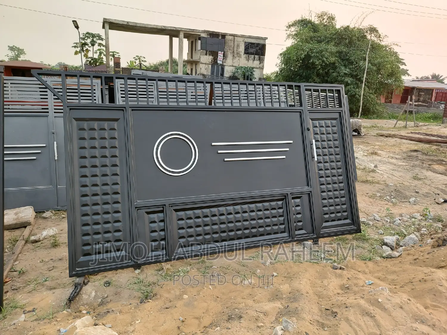 Matt Entrance Gate