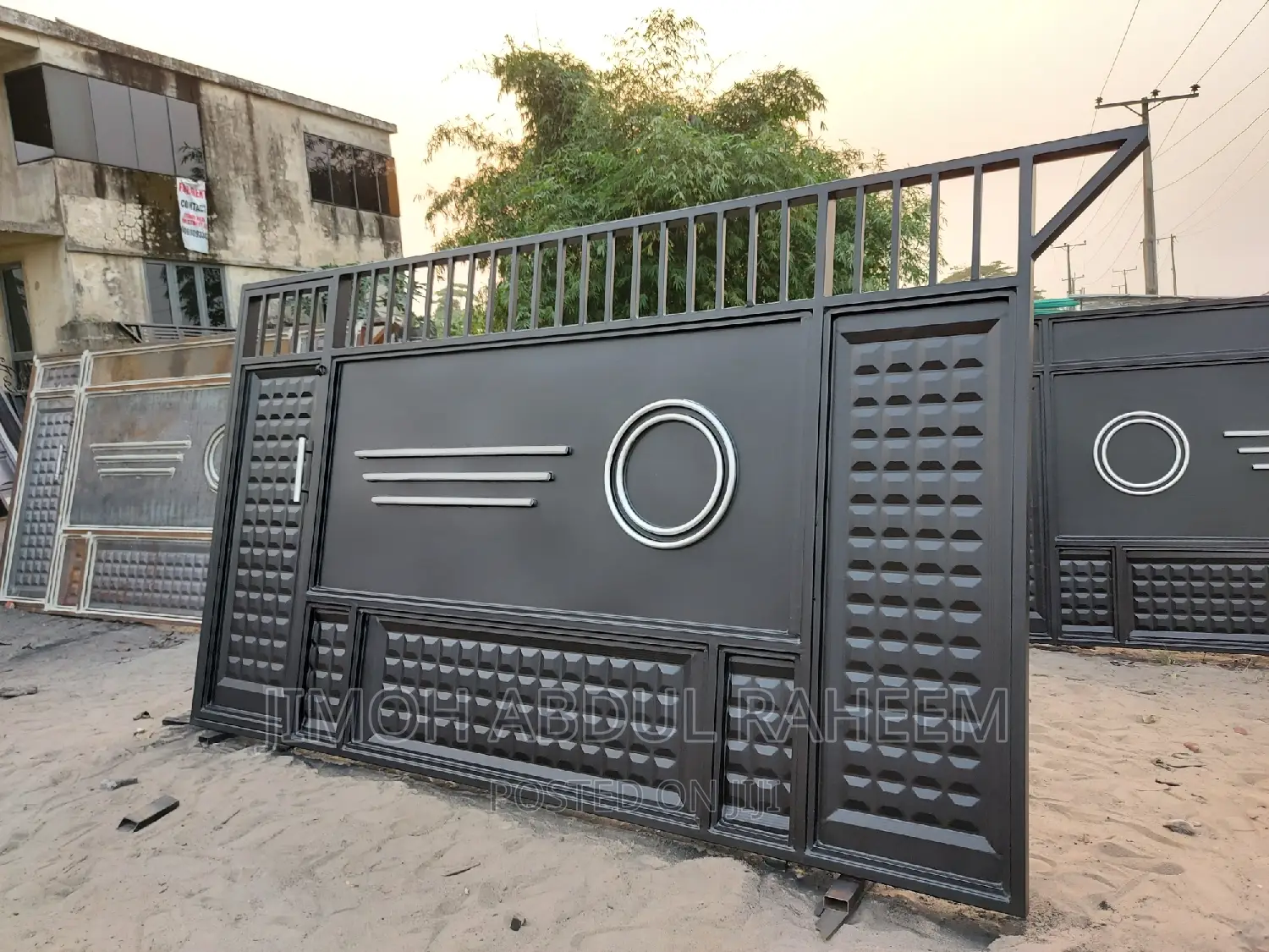Matt Entrance Gate