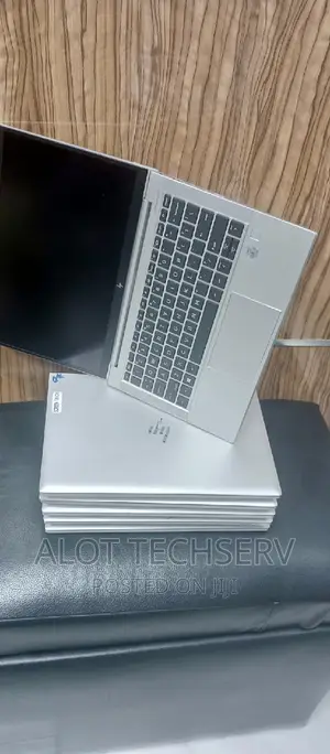 Laptop HP EliteBook 830 G7 32GB Intel Core i7 SSD 256GB
