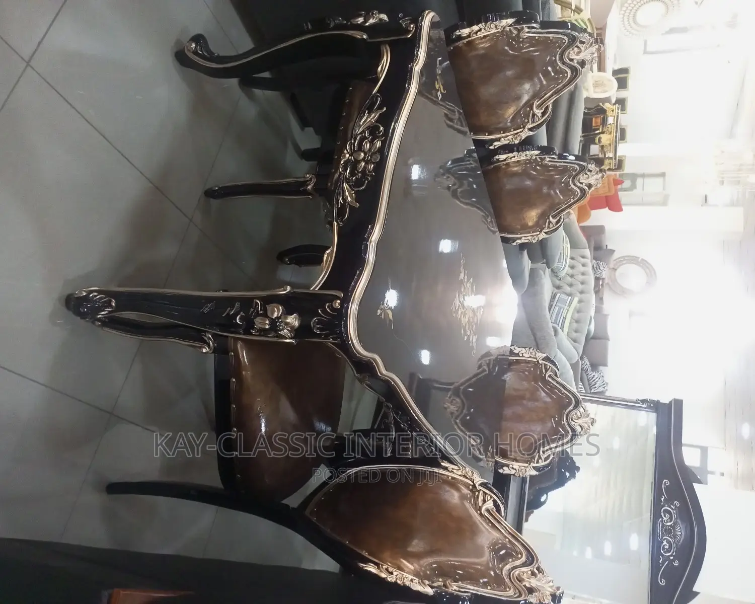 Six Seaters Royal Dinining Table, Mabel Design