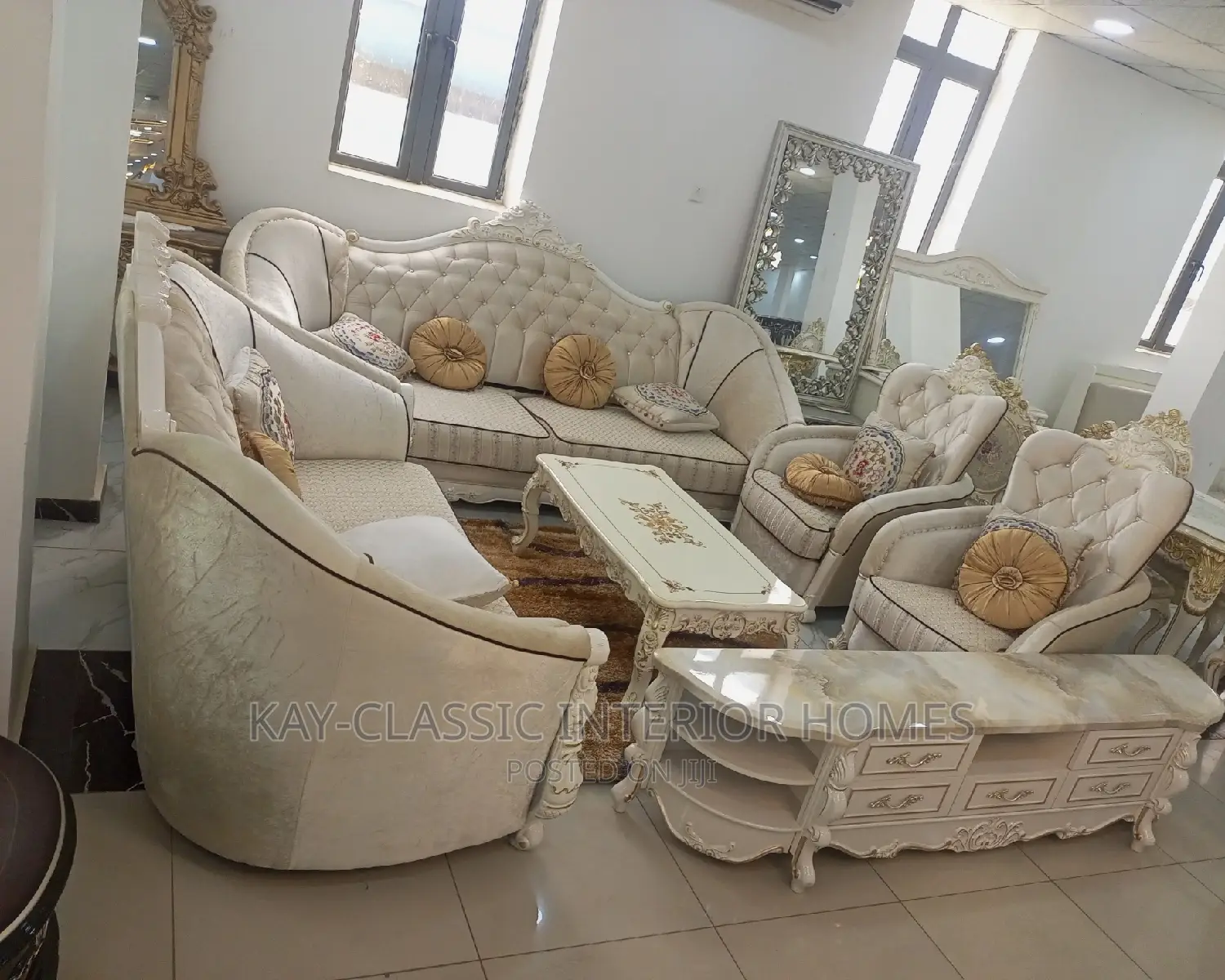 7 Setters Sofa
