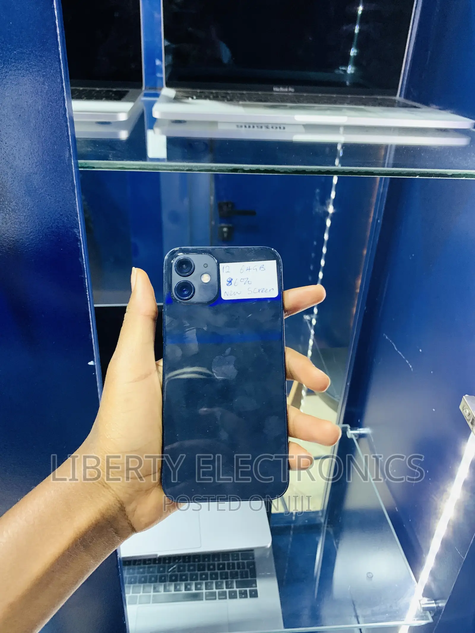 Apple iPhone 12 64 GB Black