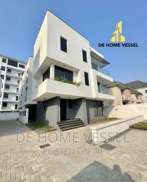 5bdrm Duplex in Lekki Phase 1 for sale