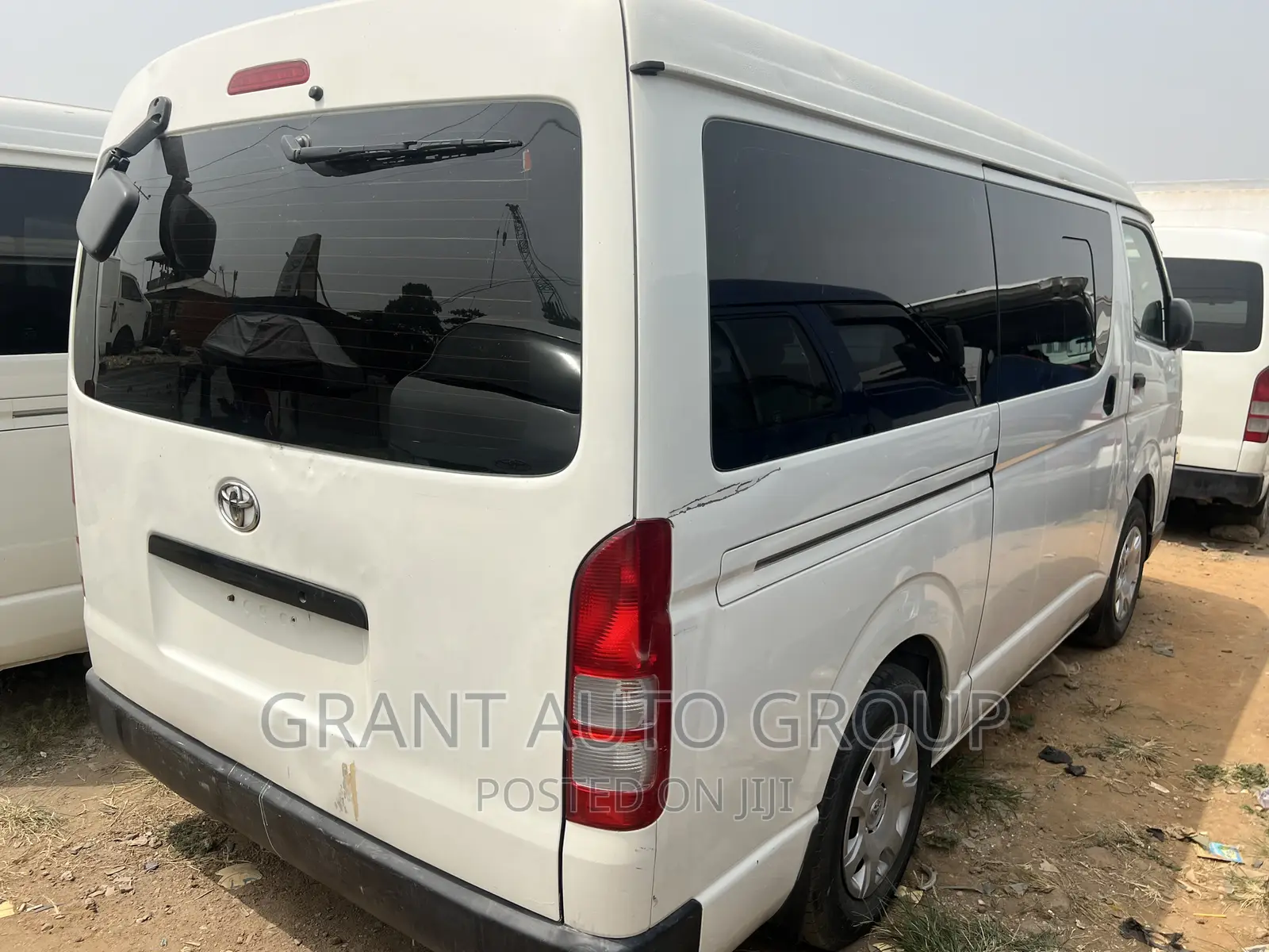 Toyota HiAce 2015 White