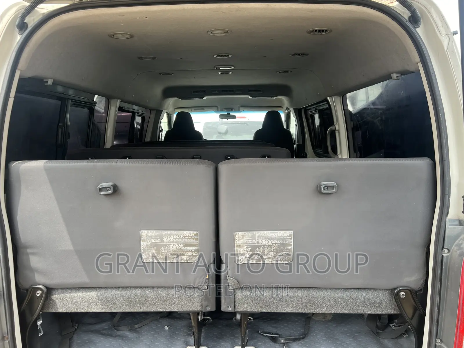 Toyota HiAce 2015 White
