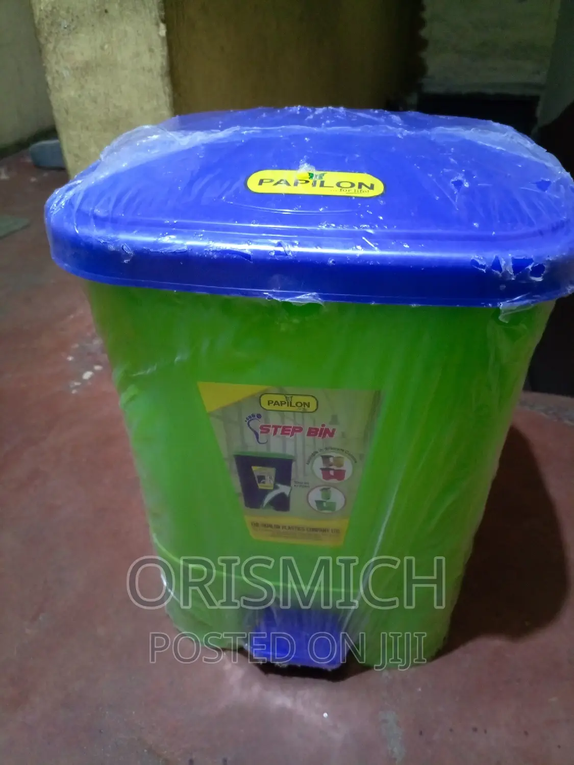 Step on Bin