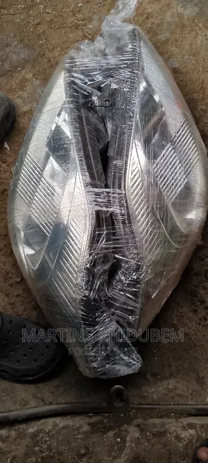 Headlight Sienna 2005 Model