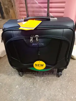 Small Leather Leaves King Pilot Case.