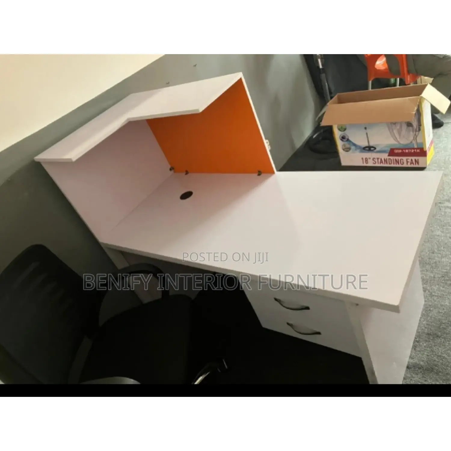 Office Receptionist Table