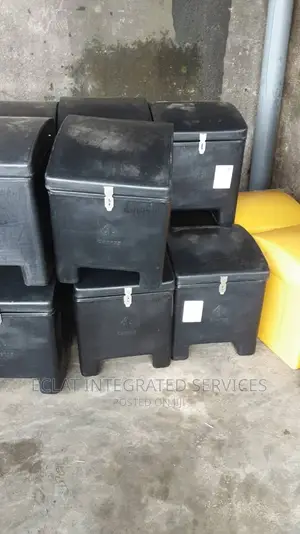 Dispatch Box
