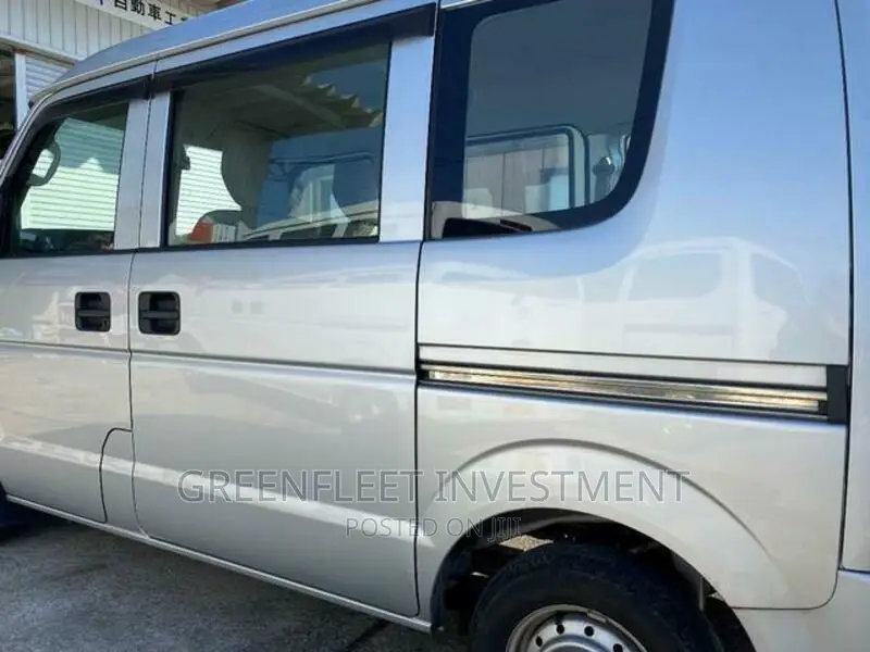 Suzuki Every 2012 Grey