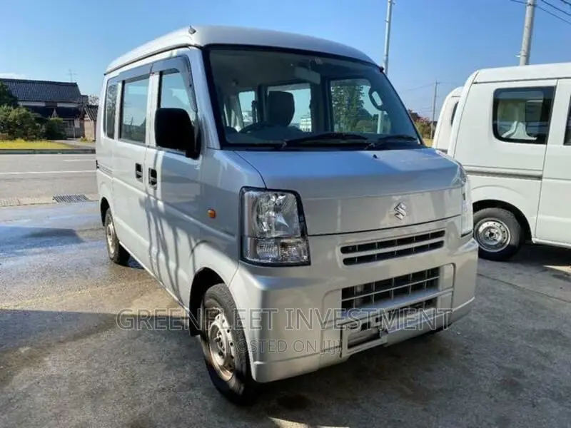 Suzuki Every 2012 Grey