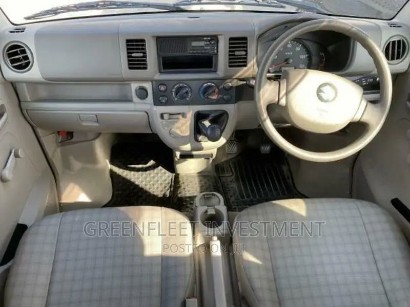 Suzuki Every 2012 Grey