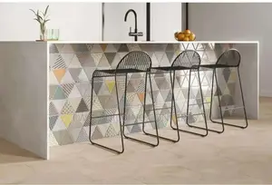 Finger Clique Exterior Wall