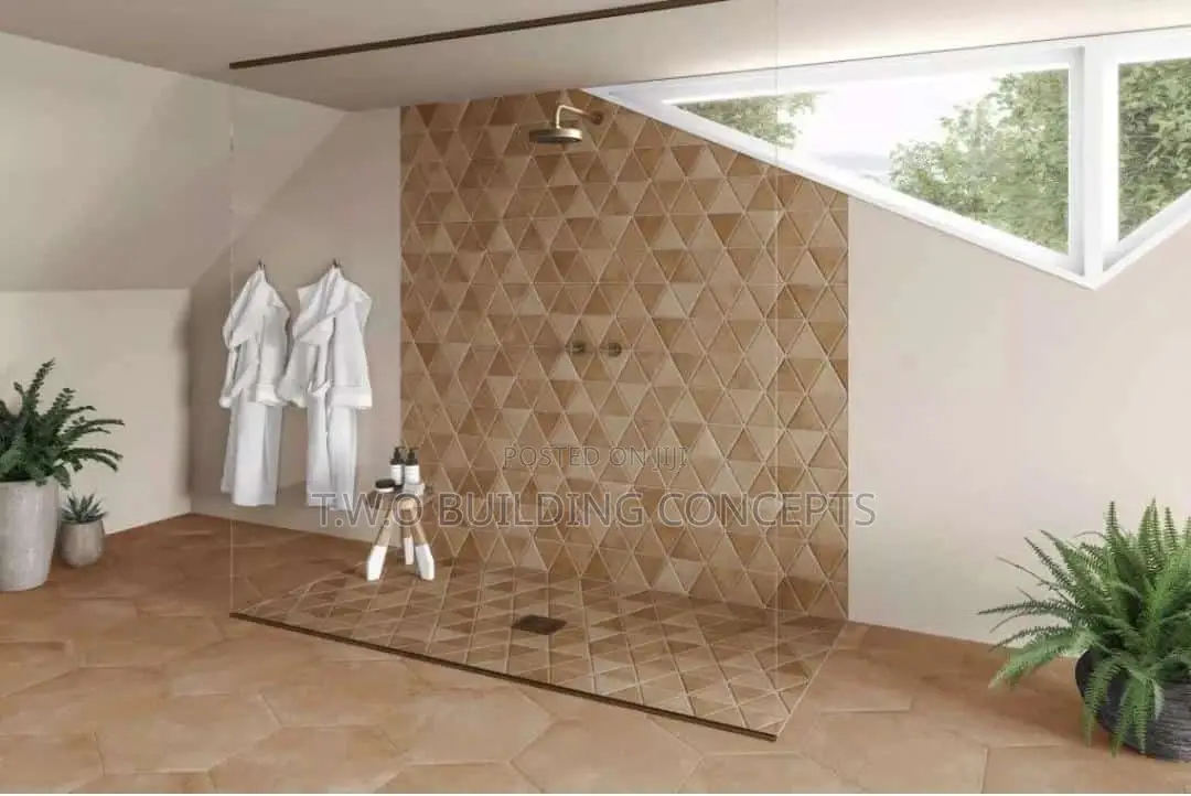 Finger Clique Exterior Wall