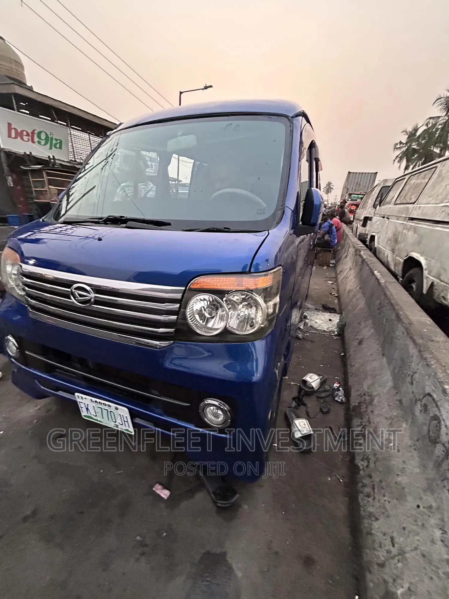 Daihatsu Hijet 2013 Blue