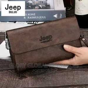 Jeep Buluo Luxury Large Capacity Leather Men’S Cluth Bag