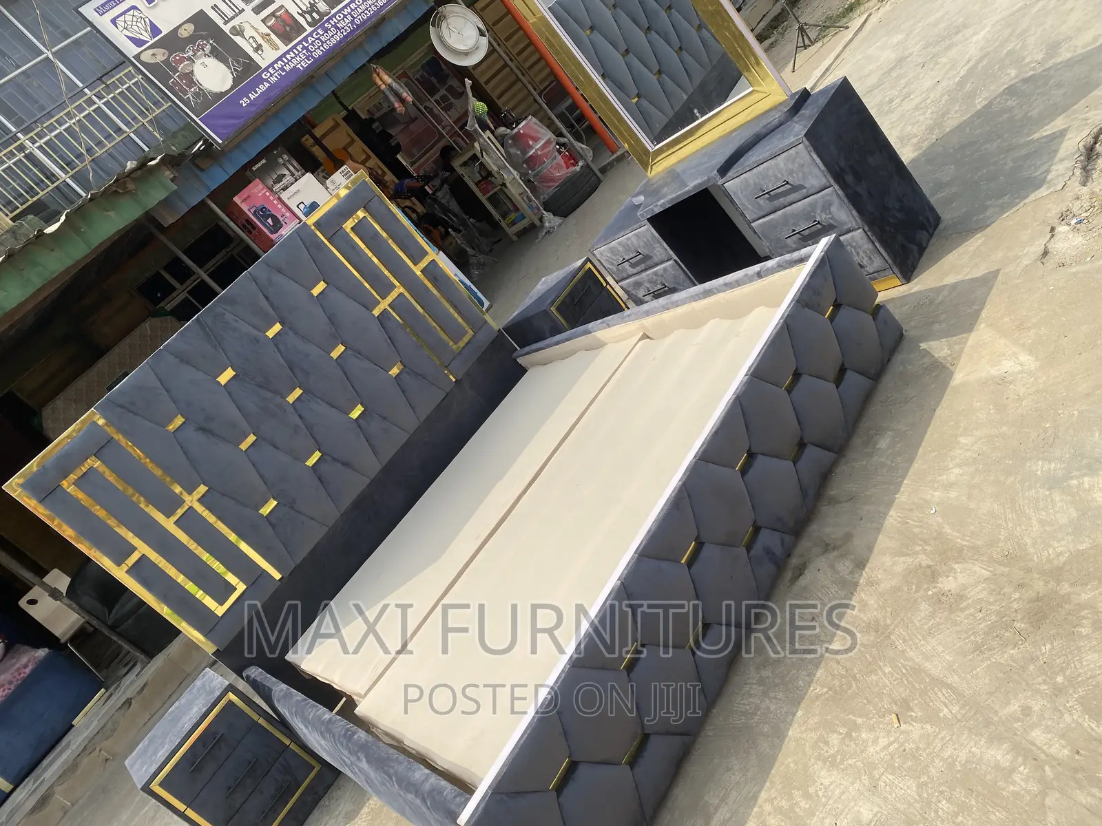 Complete Set of Bed