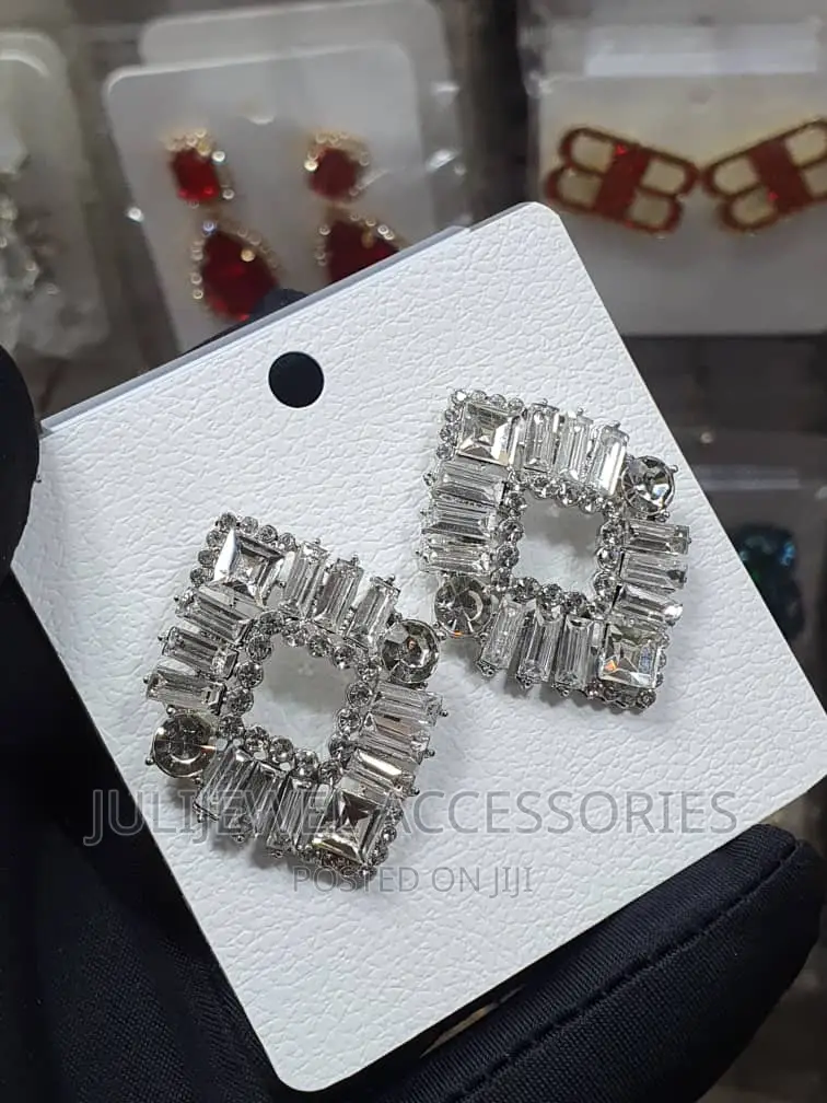 Statement Earring