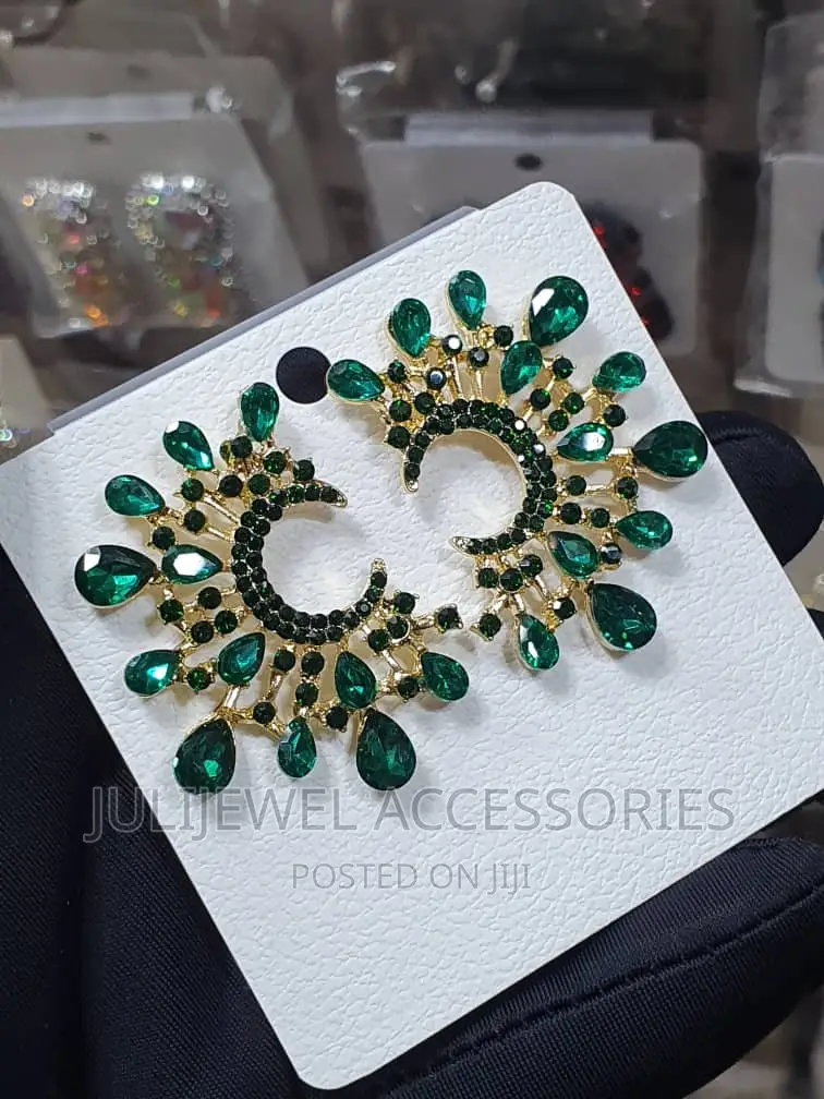 Statement Earring