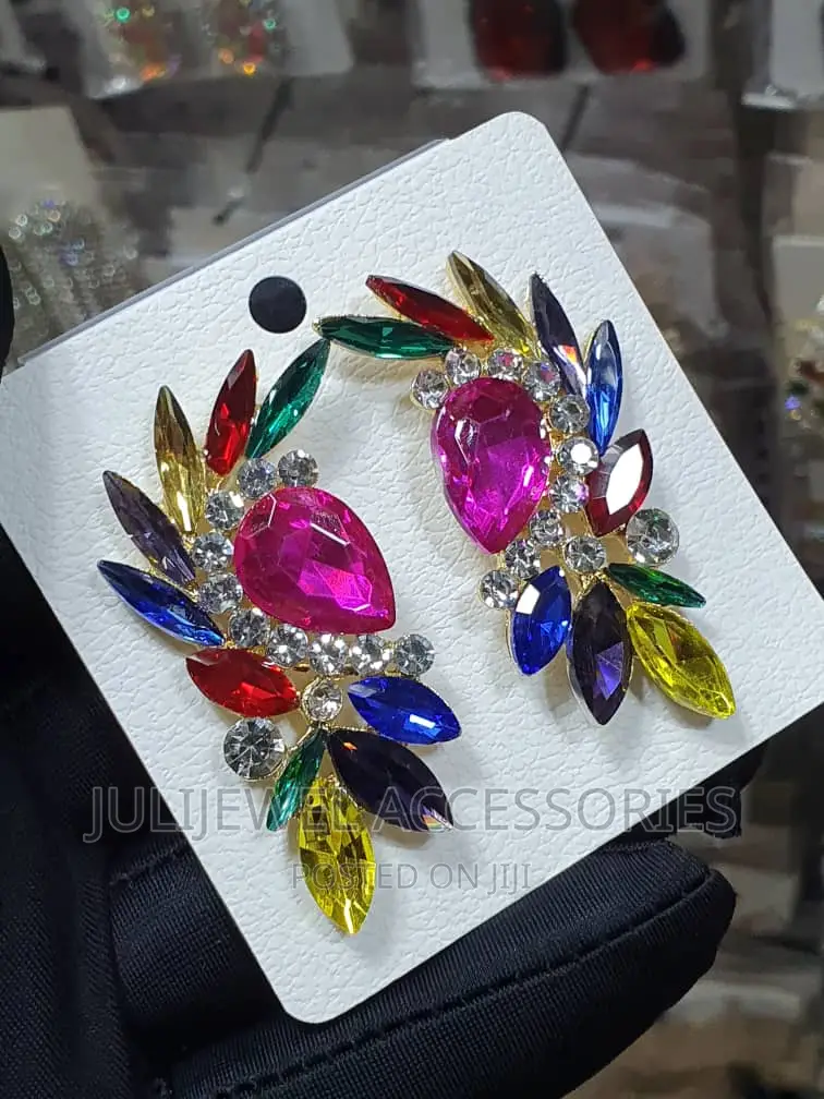 Statement Earring