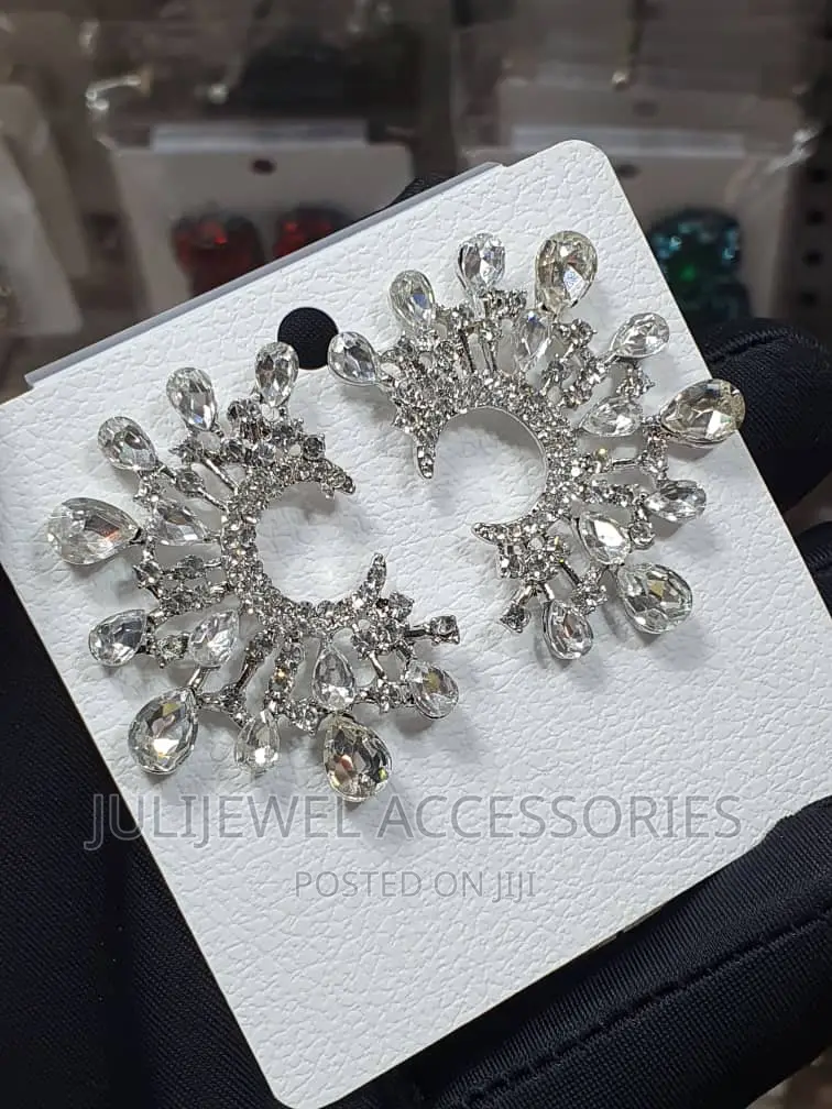 Statement Earring