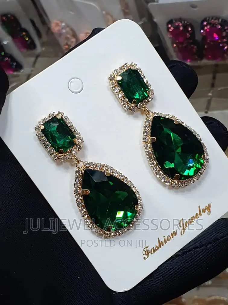Statement Earring