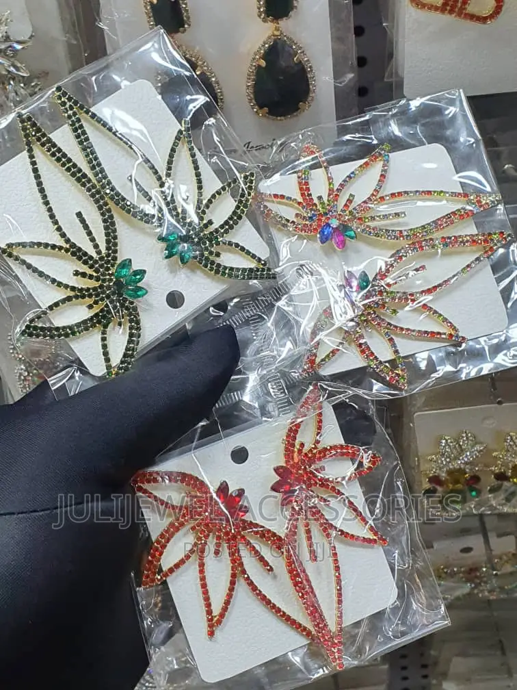 Statement Earring