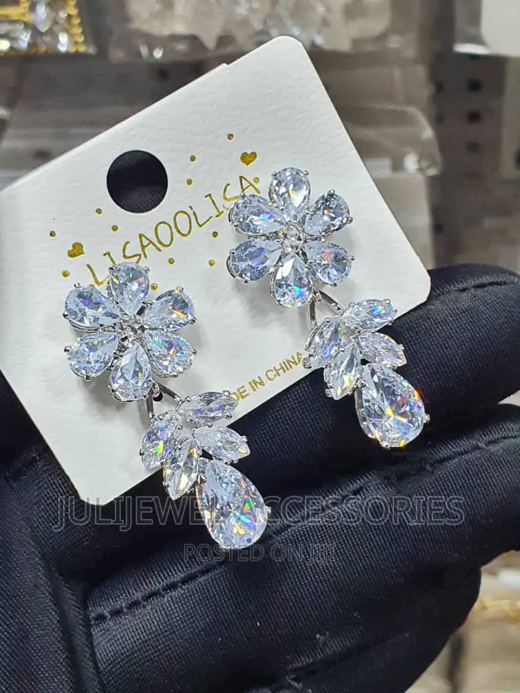 Statement Earring