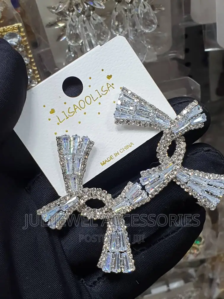 Statement Earring