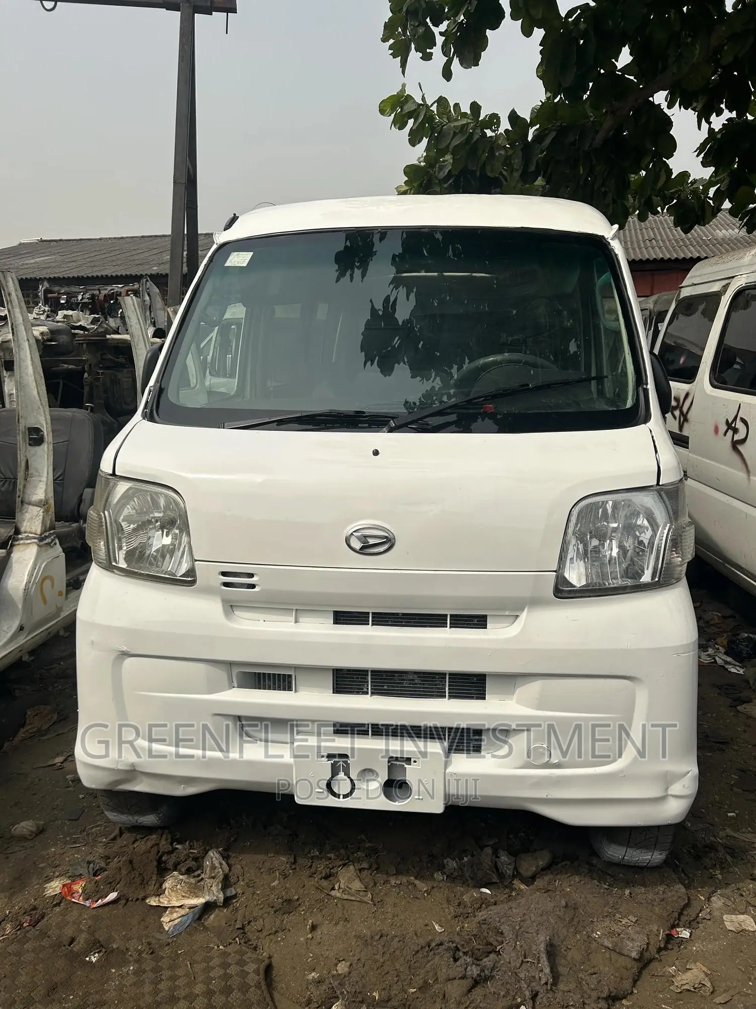 Daihatsu Hijet 2012 White