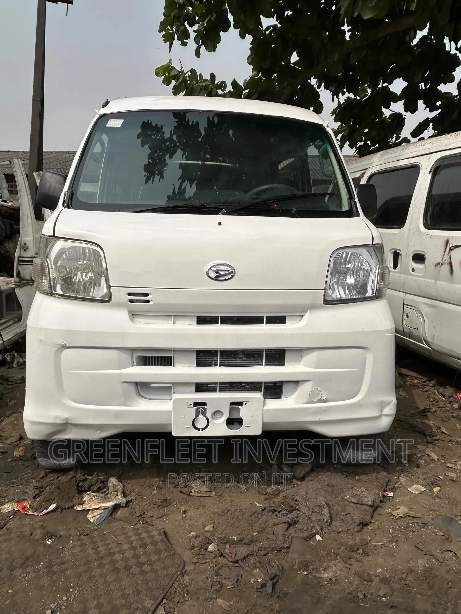 Daihatsu Hijet 2012 White