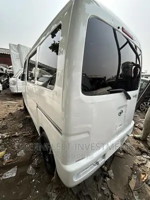Daihatsu Hijet 2012 White