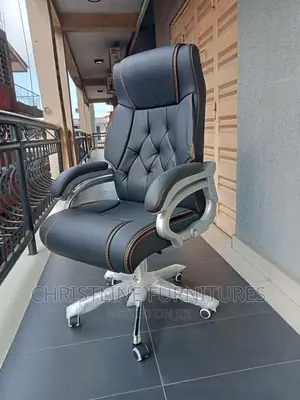 Office Boss Chair