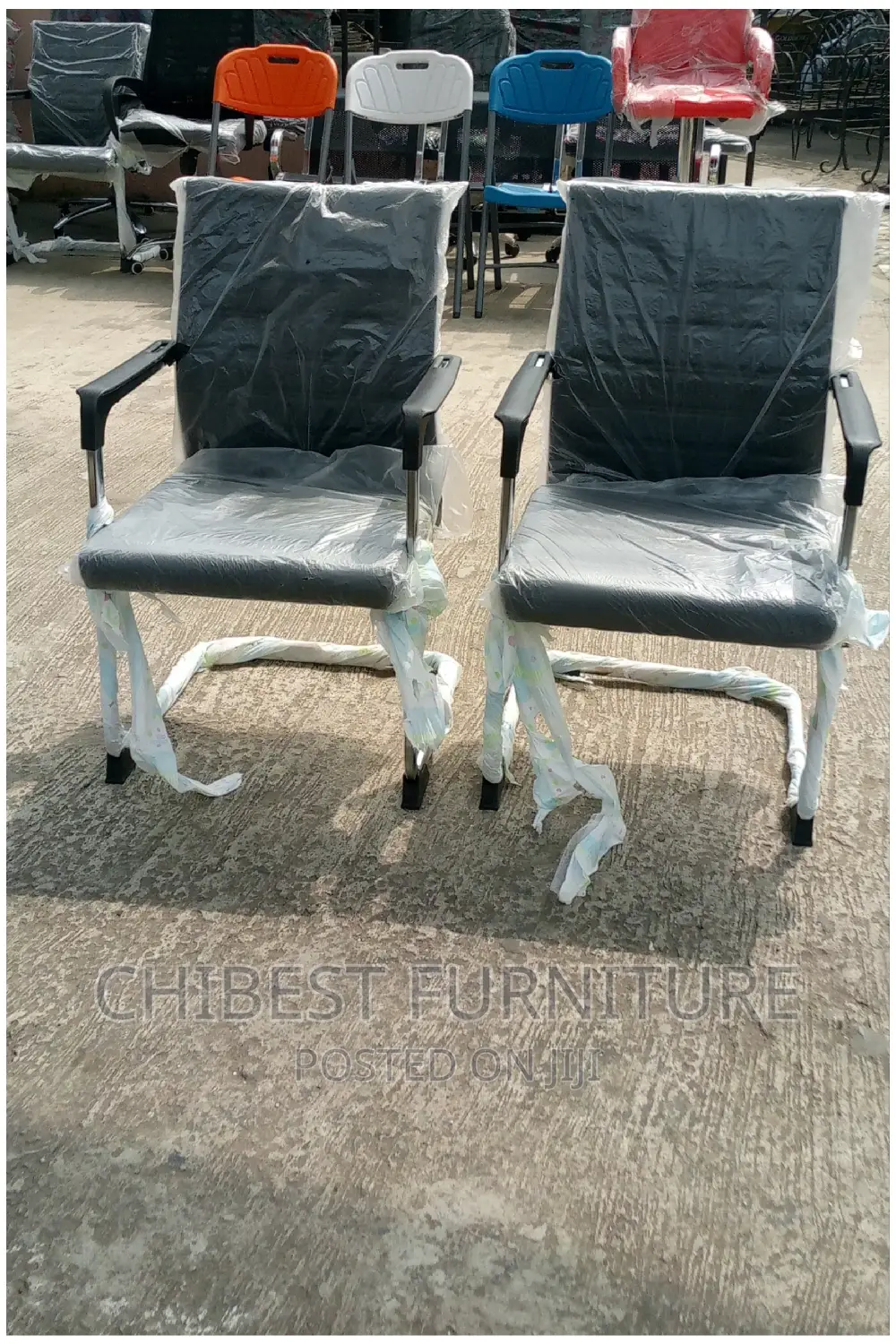 Standard Executive Chair for Visitors
