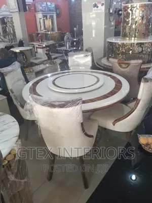 Round Marble Dinning Table