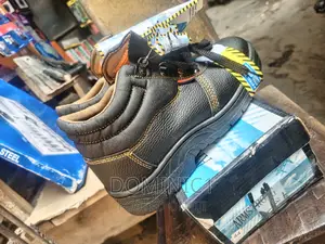 Armstrong Safety Boot