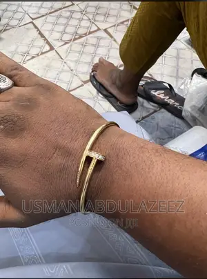 Photo - 18karat Gold Bangles