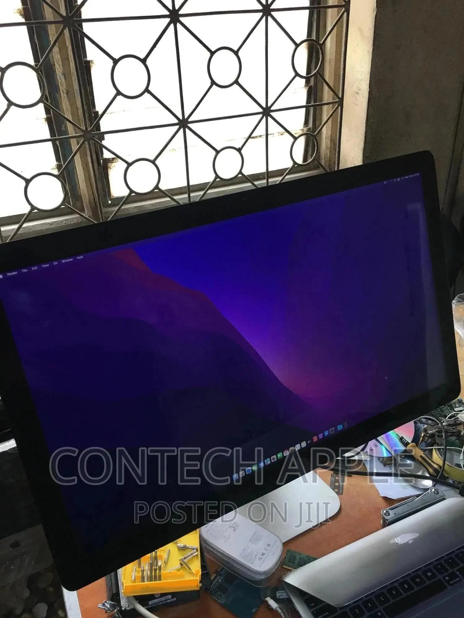 Apple Monitors