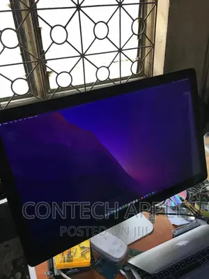 Apple Monitors